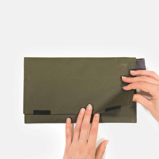 Racing Green ProtectPaper® Travel Organiser