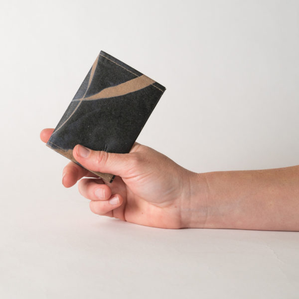 Wren Evolution Colab Fern 5 Slim Wallet In hand lres