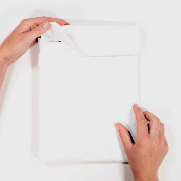 Wren PaperSleeves iPad White opening web ready