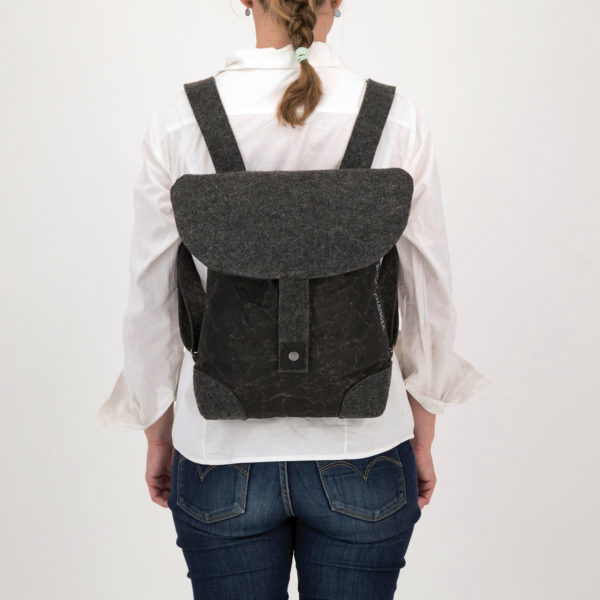 WXAWR Black Backpack 6